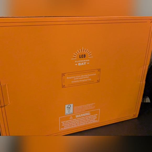 HYDE AND EEK LED flickering bat battery operated timer - Picture 3 of 3